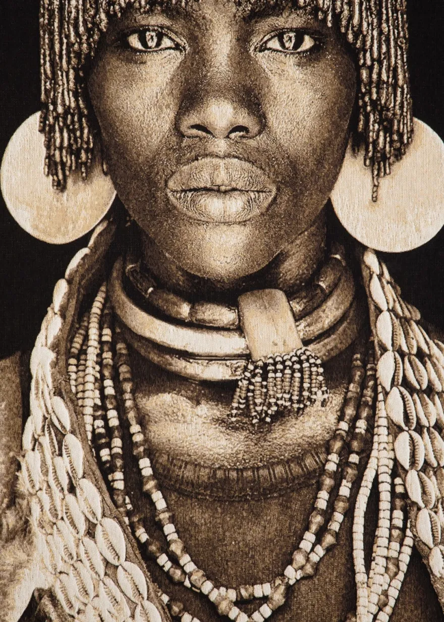 COCOmaison, Hamar Woman schilderij 75x125cm - Bruin