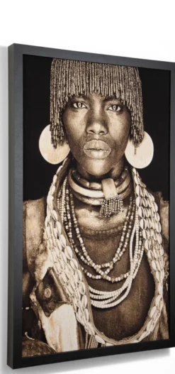 COCOmaison, Hamar Woman schilderij 75x125cm - Bruin