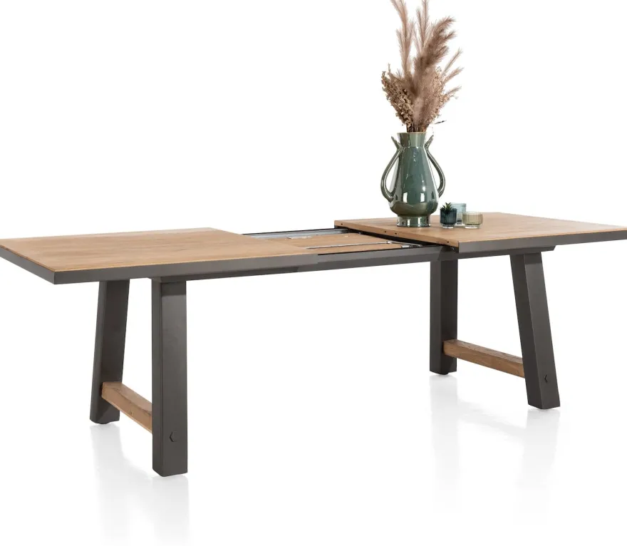 Farmland, uitschuiftafel 190 (+ 60) x 100 cm