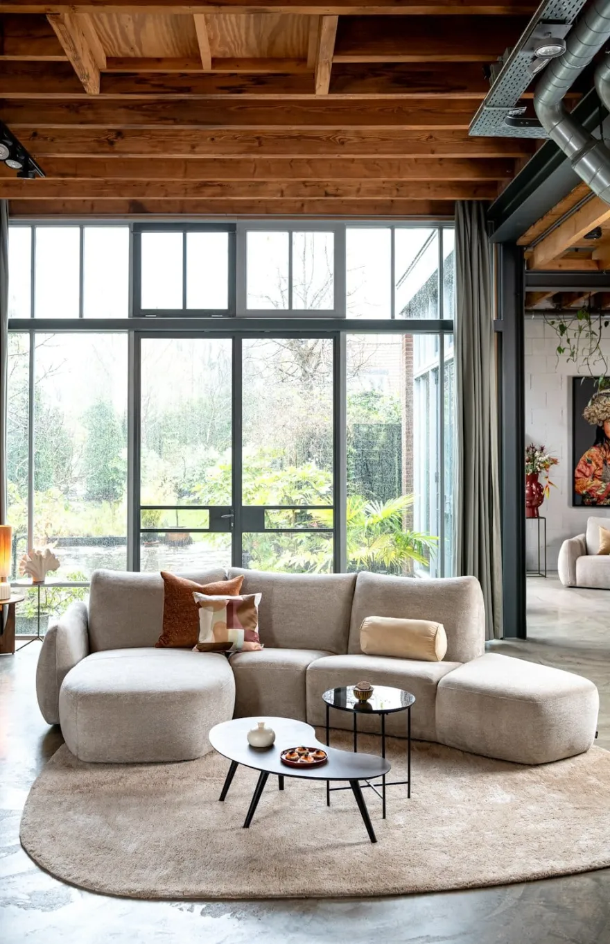 Olvera, triangel element met rug